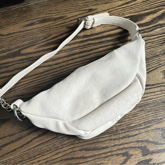 Brandy Melville bag - Picture 3 of 3